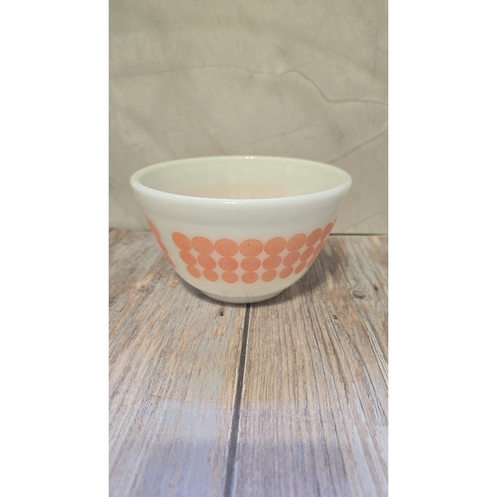 Pyrex Orange Polka Dot Bowls Set Of Three #401 Vintage Milk Glass 1.5 Quart - Picture 10 of 11